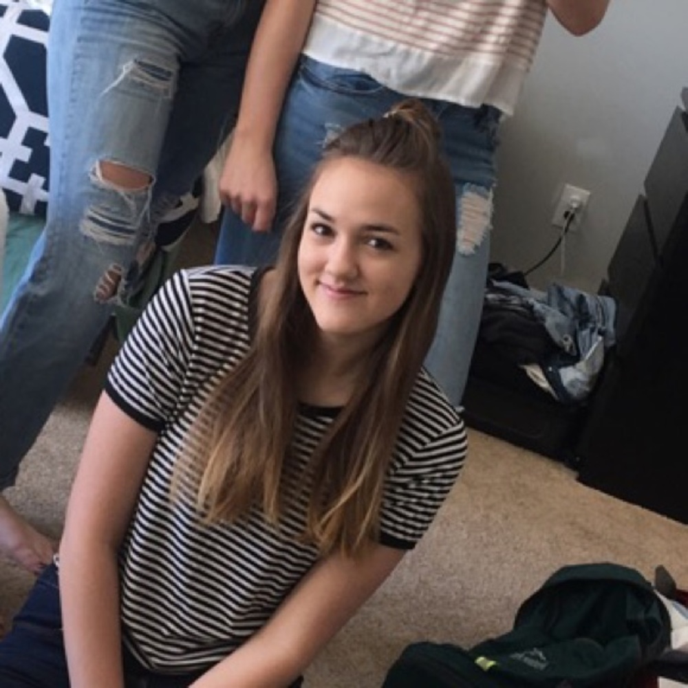 Meet your Posher, Briana